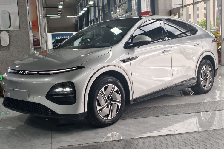 小鹏G6 2023款 580 长续航 Max车身外观1