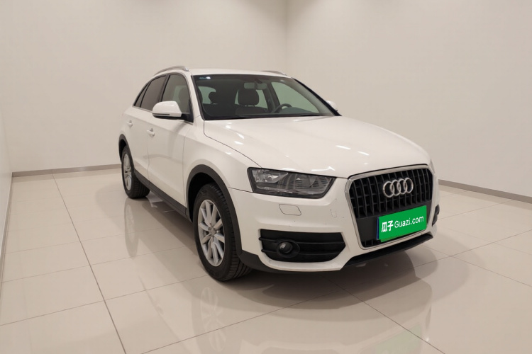 奥迪Q3 2013款 35 TFSI 进取型车身外观3