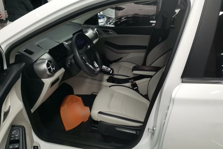 比亚迪 元Pro 2021款 一生一世版局部细节19