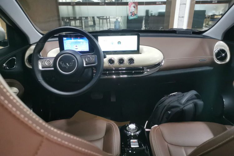 五菱汽车 五菱缤果 2024款 333km 悦享款中控内饰7002