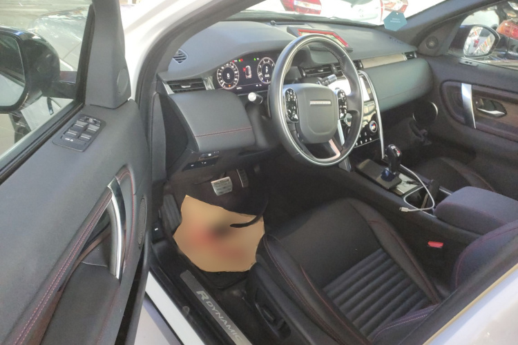 路虎 发现运动版 2020款 249PS R-Dynamic 性能版中控内饰7003