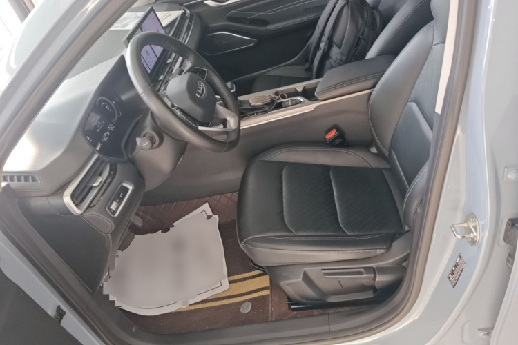 吉利汽车 帝豪 2023款 第4代冠军版 1.5L CVT尊贵型中控内饰19