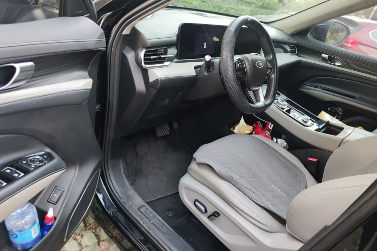 福特 领裕 2021款 EcoBoost 225 铂领型 7座中控内饰20