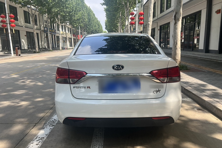 起亚 福瑞迪 2014款 1.6L MT GL车身外观6006