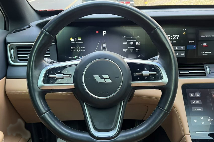 理想汽车 理想ONE 2021款 增程6座版中控内饰7006