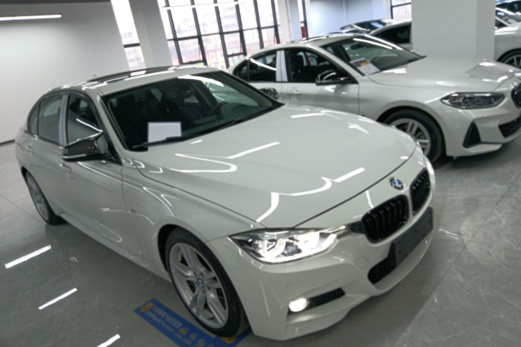 宝马3系 2017款 320Li M运动型车身外观3
