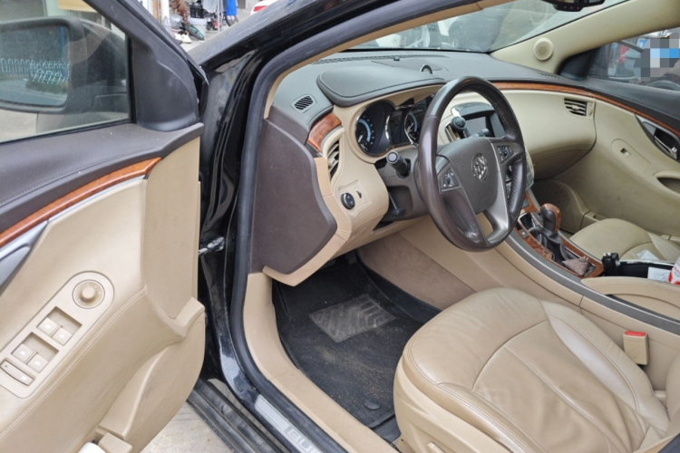 别克 君越 2012款 2.4L SIDI豪雅版中控内饰7003