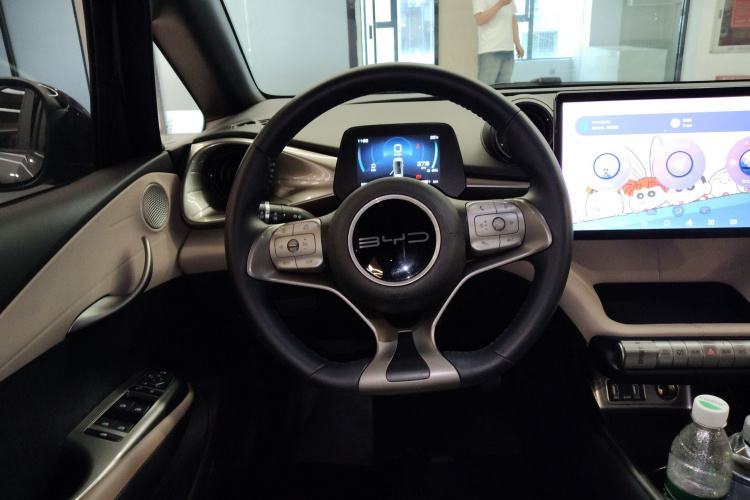 比亚迪 海豚 2023款 420km 时尚版局部细节13