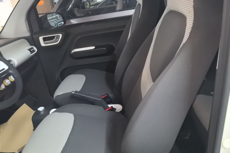 五菱汽车 宏光MINIEV 2024款 第三代 215km 进阶版局部细节19