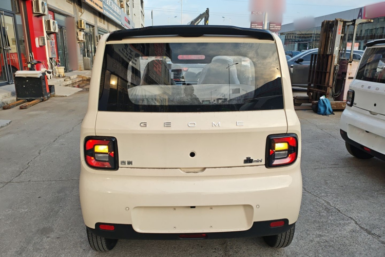 吉利银河 熊猫 2025款 210km 元气熊车身外观6004