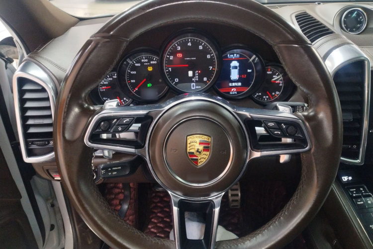 保时捷 2015款 Cayenne 3.0T中控内饰13
