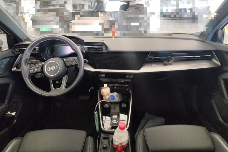 奥迪A3 2023款 改款 Sportback 35 TFSI 时尚运动型中控内饰12