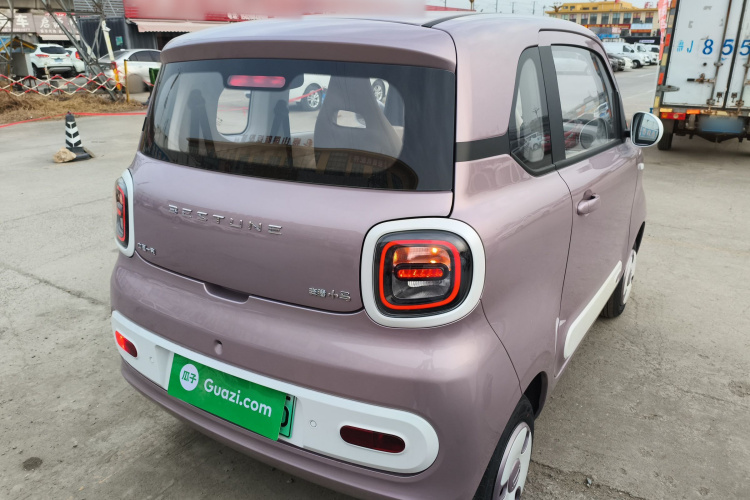 奔腾小马 2025款 222km 灵动马车身外观7