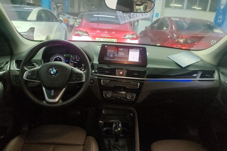 宝马X1 2020款 sDrive25Li 领先型中控内饰7002