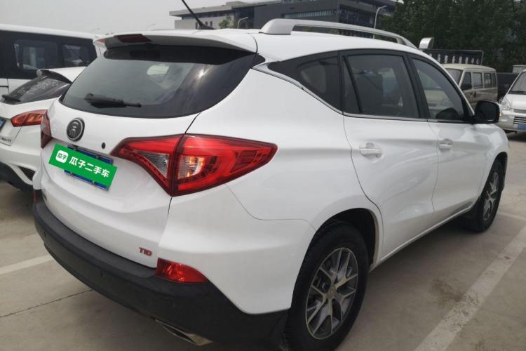 比亚迪 宋 2018款 1.5TID 自动智联尊贵型车身外观6005