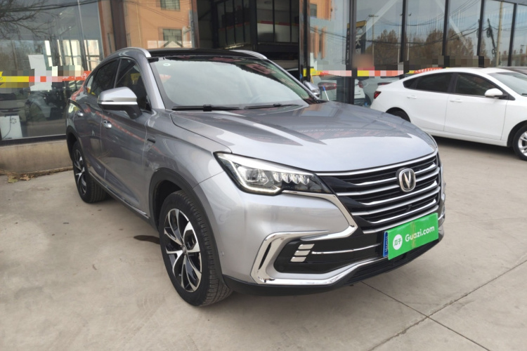 长安CS85 COUPE 2019款 1.5T DCT品版 国VI车身外观3