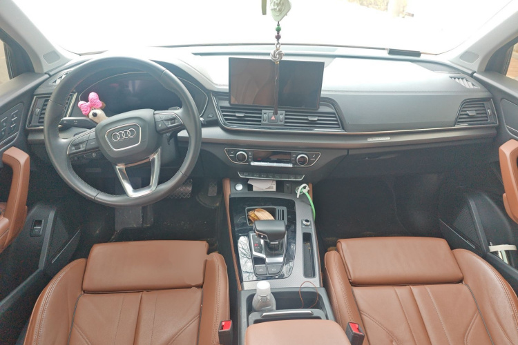 奥迪Q5L 2022款 改款 45T 豪华动感型中控内饰12