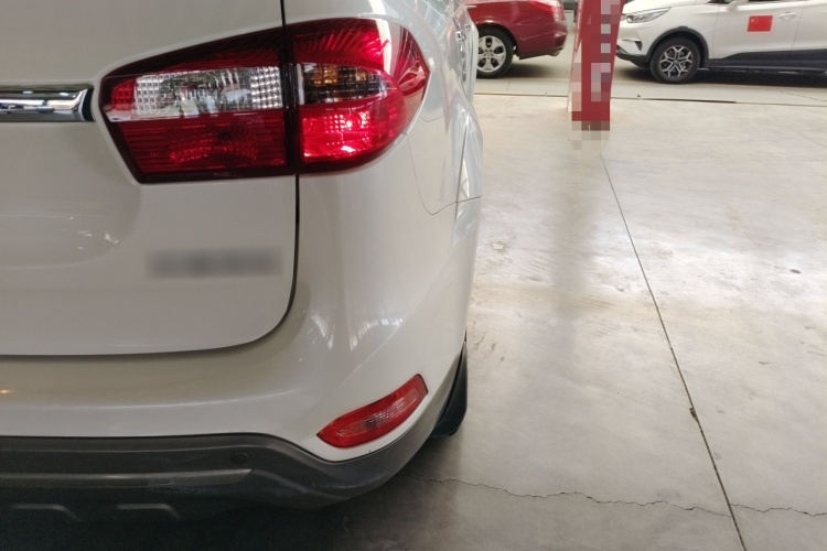 江铃 驭胜S350 2017款 2.0T 自动两驱柴油豪华版5座车身外观6006