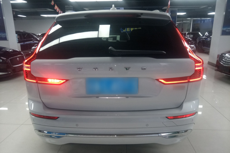 沃尔沃XC60 2024款 B5 四驱智逸豪华版车身外观6004