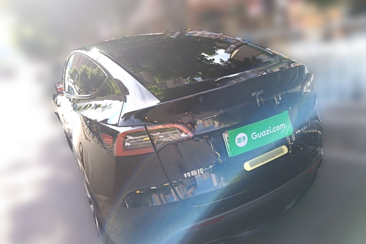 特斯拉 Model Y 2022款 改款 后轮驱动版车身外观6003
