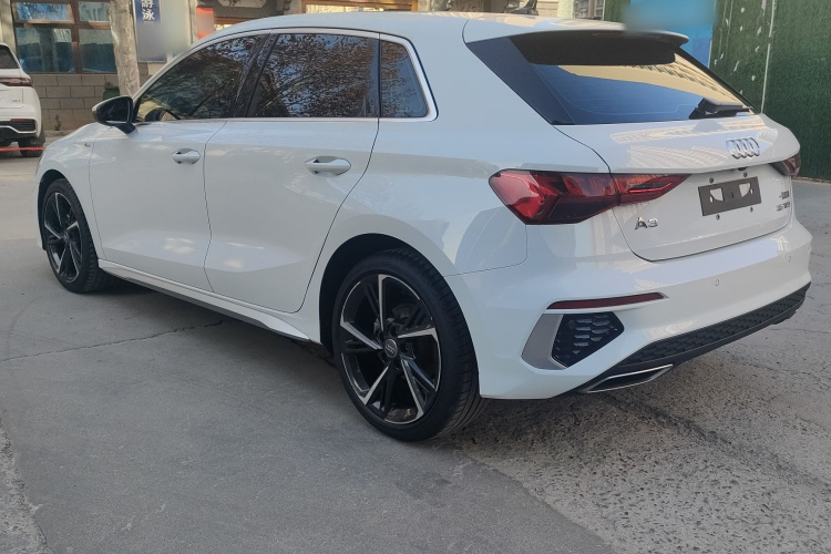 奥迪A3 2021款 Sportback 35 TFSI 时尚运动型车身外观6004