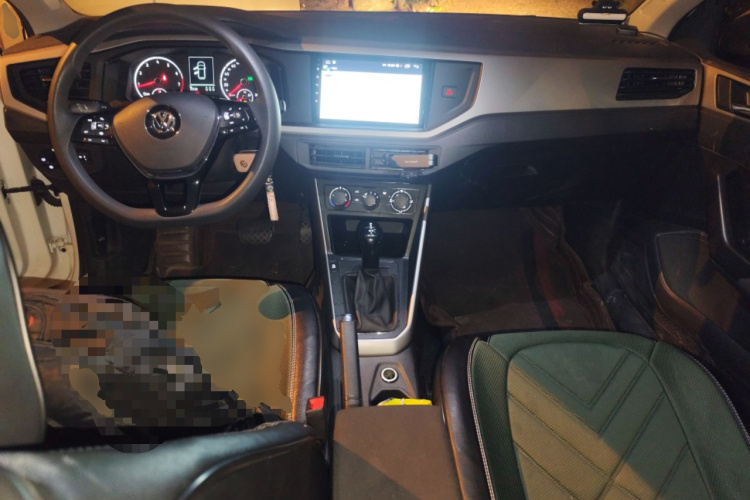 大众 Polo 2021款 Plus 1.5L 自动全景乐享版中控内饰12