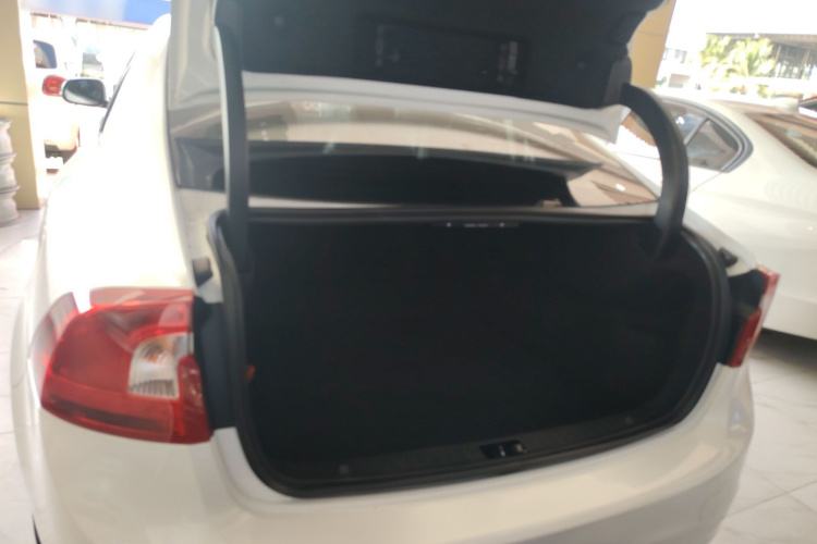 沃尔沃S60 2018款 S60L T3 智进进取版局部细节23