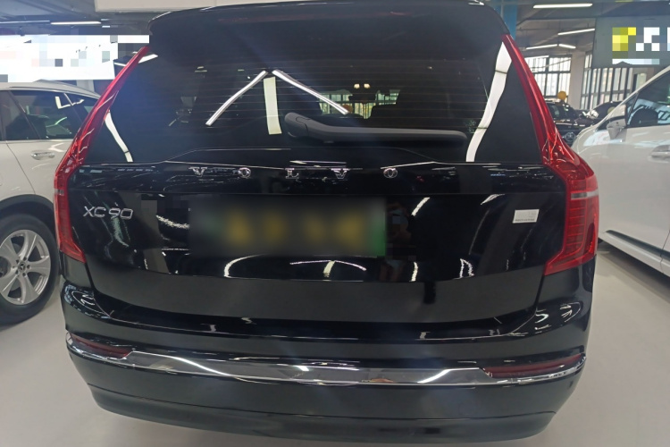 沃尔沃XC90新能源 2022款 改款 E驱混动 T8 智尊豪华版 7座车身外观6