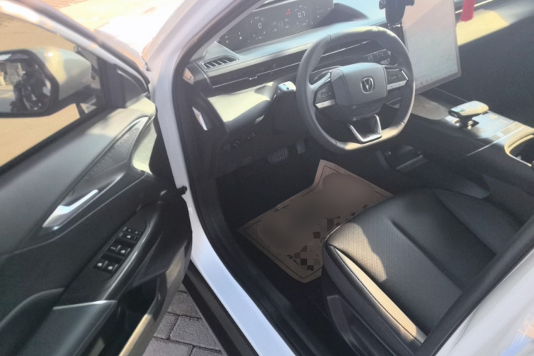 长安 逸动 2024款 1.5T GDI自动 尊贵型中控内饰7003