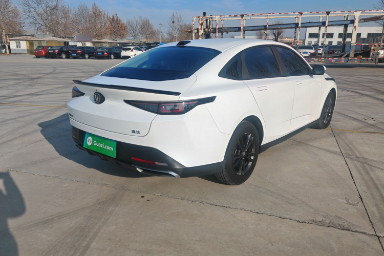 长安 逸达 2023款 蓝鲸NE 1.5T GDI DCT尊享型车身外观6005