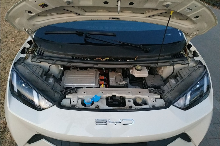 比亚迪 海鸥 2023款 活力版机舱底盘24