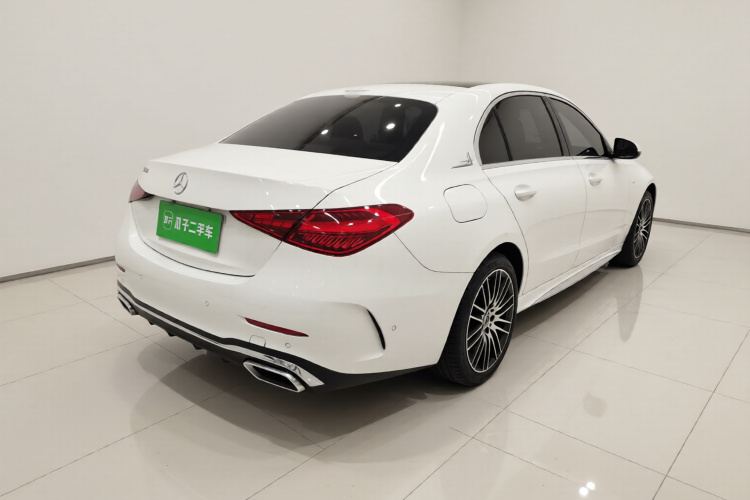 奔驰C级 2022款 改款 C 260 L 运动版车身外观7
