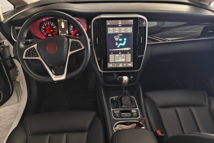 比亚迪 宋MAX 2018款 1.5T 自动智联豪华型 6座中控内饰7002