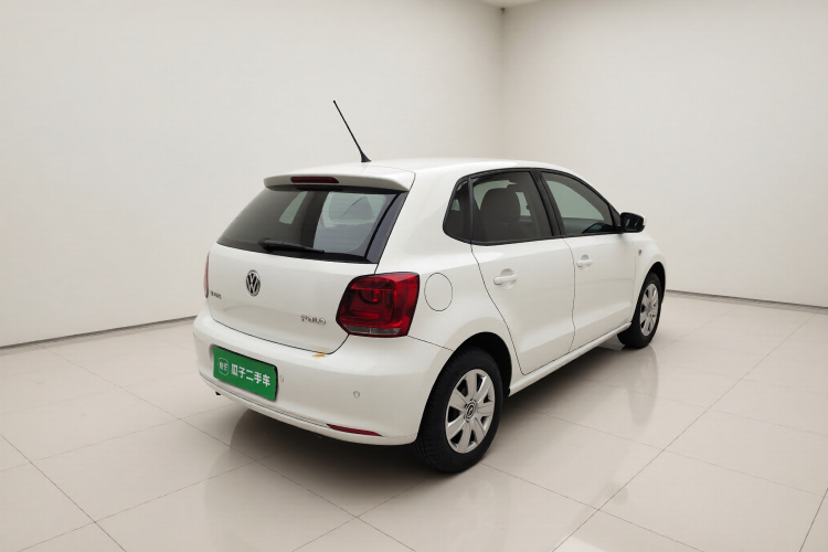 大众 Polo 2013款 1.4L 手动风尚版车身外观7