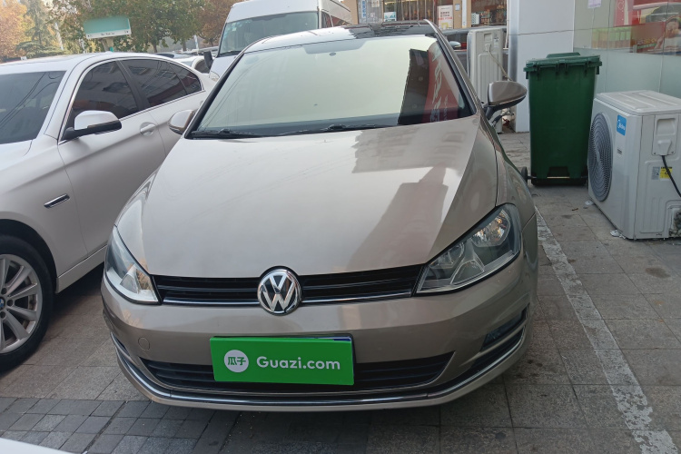 大众 高尔夫 2015款 1.6L 自动舒适型车身外观2