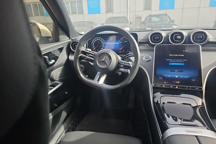 奔驰C级 2024款 改款 C 200 L 运动版中控内饰13