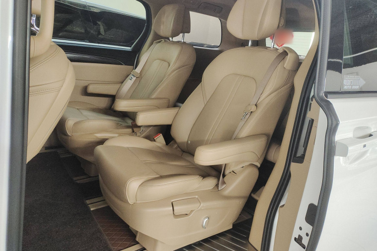 别克GL8 2021款 ES陆尊 653T 尊享型中控内饰7001