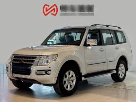 三菱 帕杰罗(进口) 2022款 帕杰罗V93 3.0L GLS 织物(中东)