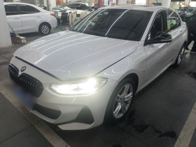 宝马1系 2021款 120i M运动曜夜版