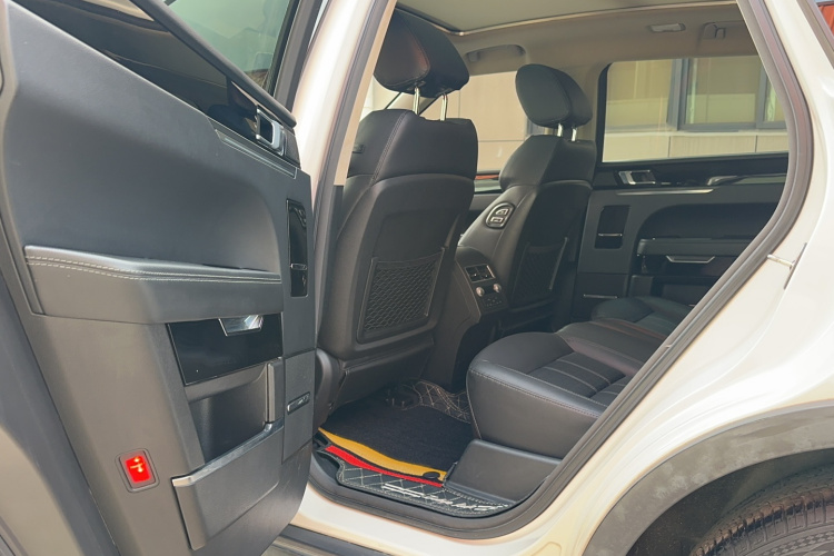 众泰T700 2017款 1.8T 双离合尊贵型中控内饰7003