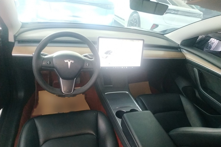 特斯拉 Model 3 2022款 后轮驱动版中控内饰7002