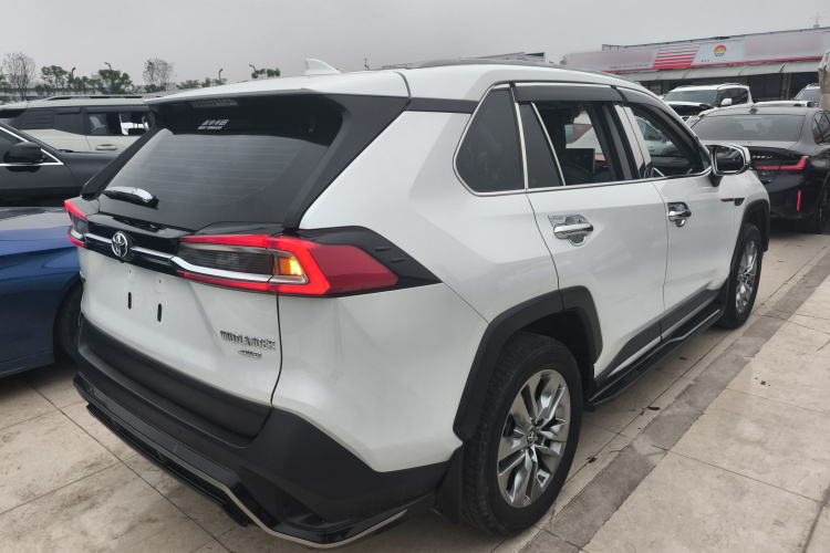 丰田 威兰达 2021款 2.0L CVT四驱豪华版车身外观7