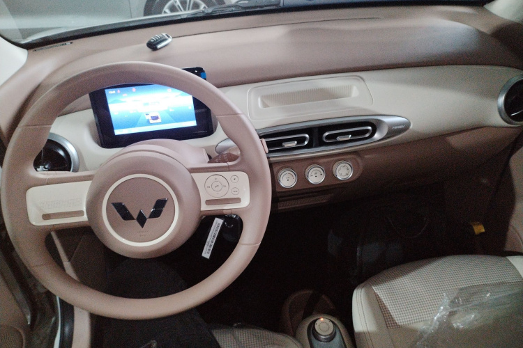 五菱汽车 宏光MINIEV 2025款 四门版 臻享款中控内饰12