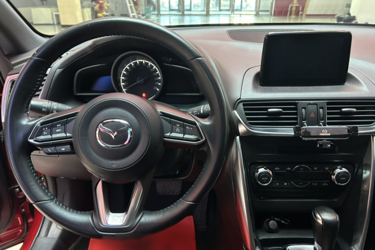 马自达CX-4 2018款 2.0L 自动两驱蓝天品位版中控内饰7002