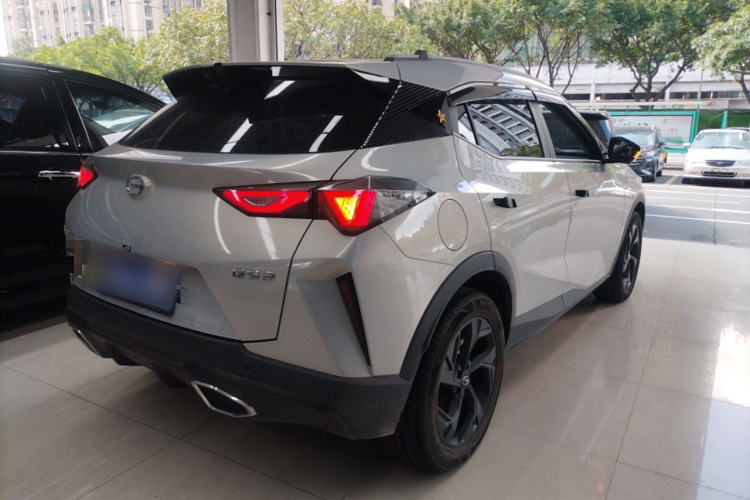 广汽传祺 传祺GS3 2023款 影速 270T 劲享版车身外观6005