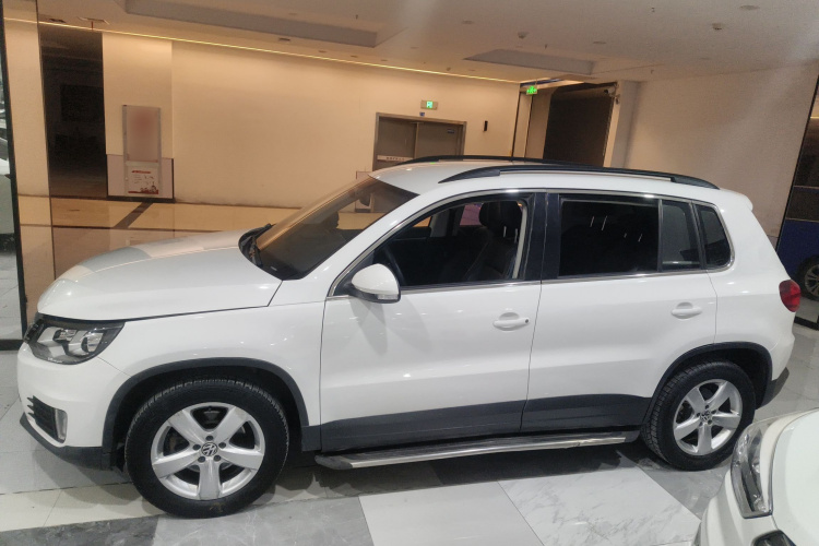 大众 途观 2013款 1.8TSI 自动四驱舒适版车身外观4