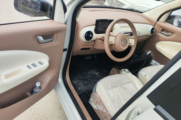 五菱汽车 宏光MINIEV 2025款 四门版 进阶款中控内饰20