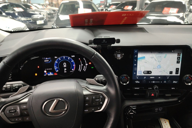 雷克萨斯NX 2022款 260 前驱 创悦版中控内饰7002