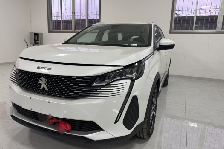 标致5008 2021款 360THP 5座实力版车身外观1