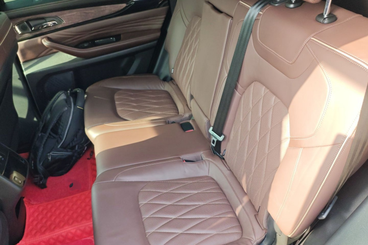 星途揽月 2021款 400T 四驱星尊Pro版 7座中控内饰7004